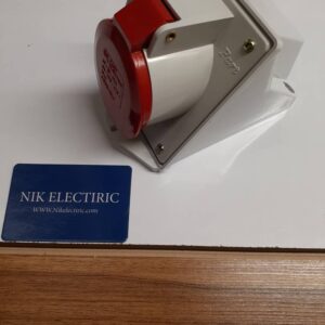 سوکت مادگی 32*4 پارت الکتریک